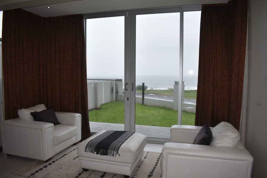 5 Bedroom Property for Sale in Gonubie Eastern Cape